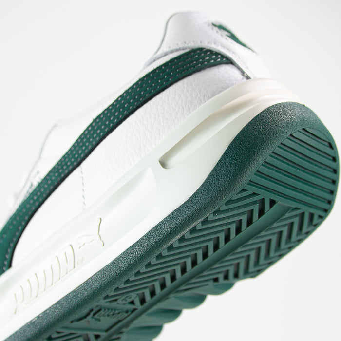 GV Special (Puma White/Dark Myrtle)