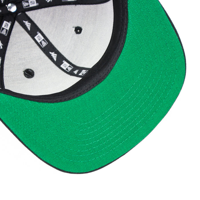 Original Crown Old School Snapback (Black/Green Underbrim)